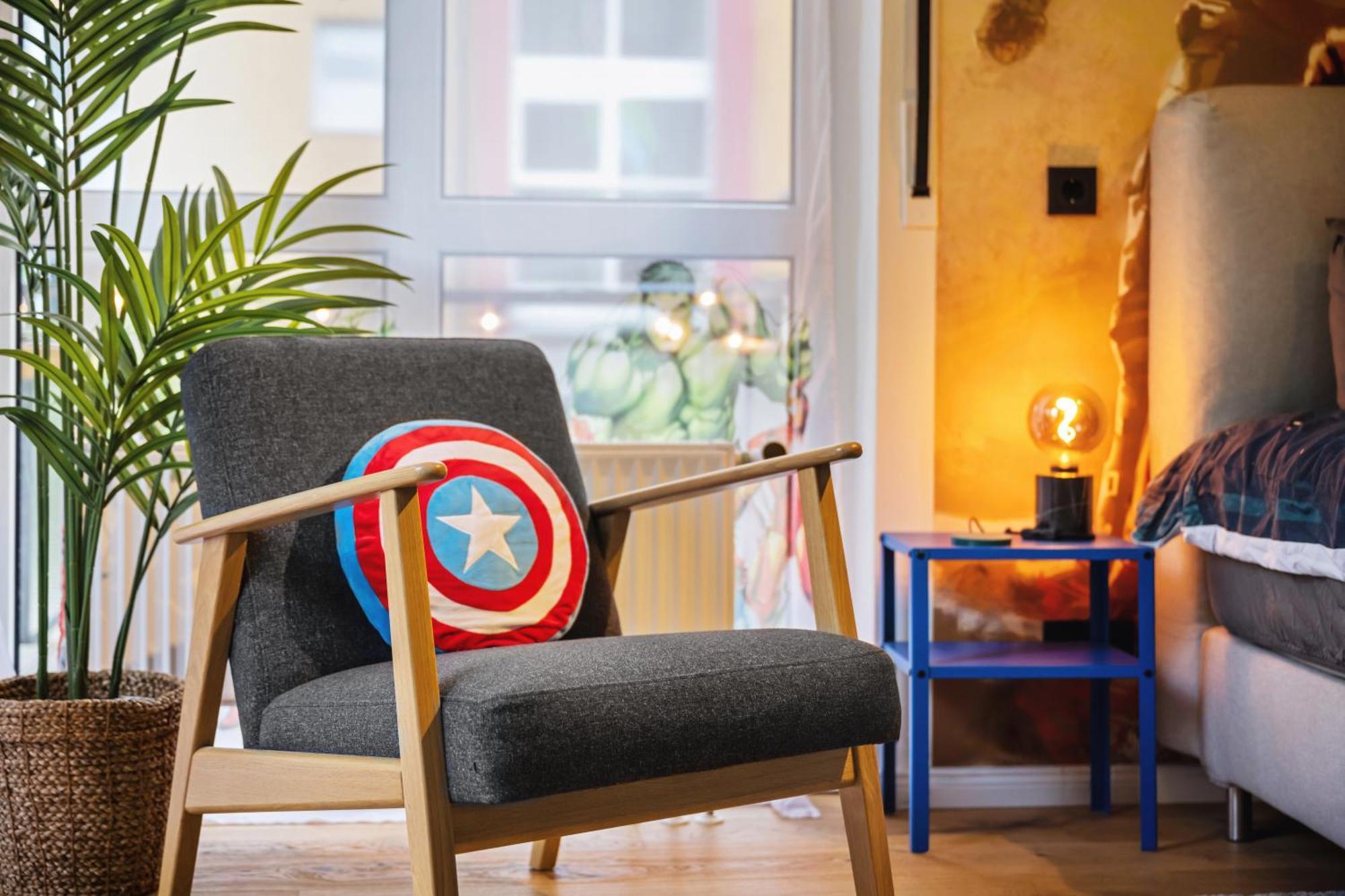 Edler Wohnraum Disney Marvel Studio Mit Balkon, Boxspringbett, Kaffeevollautomat, Lift & Parkplatz Хемніц Екстер'єр фото
