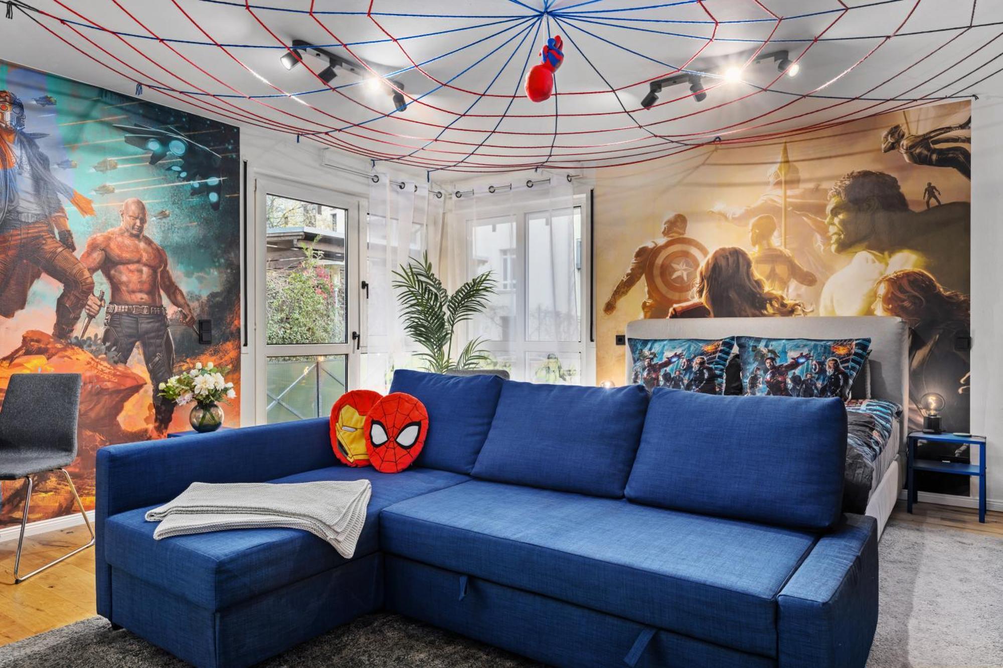Edler Wohnraum Disney Marvel Studio Mit Balkon, Boxspringbett, Kaffeevollautomat, Lift & Parkplatz Хемніц Екстер'єр фото